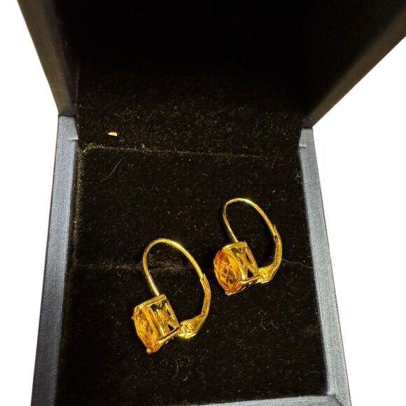 Elegant Sterling Silver Gold Plated Earrings - Picture 1 of 5